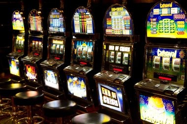 Poker table interface on macau303 slot showing community cards, player positions, and pot display
