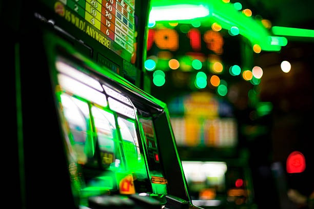 E-wallet deposit methods on macau303 slot Payment method selection screen showing DANA, OVO, GoPay, and other e-wallet icons